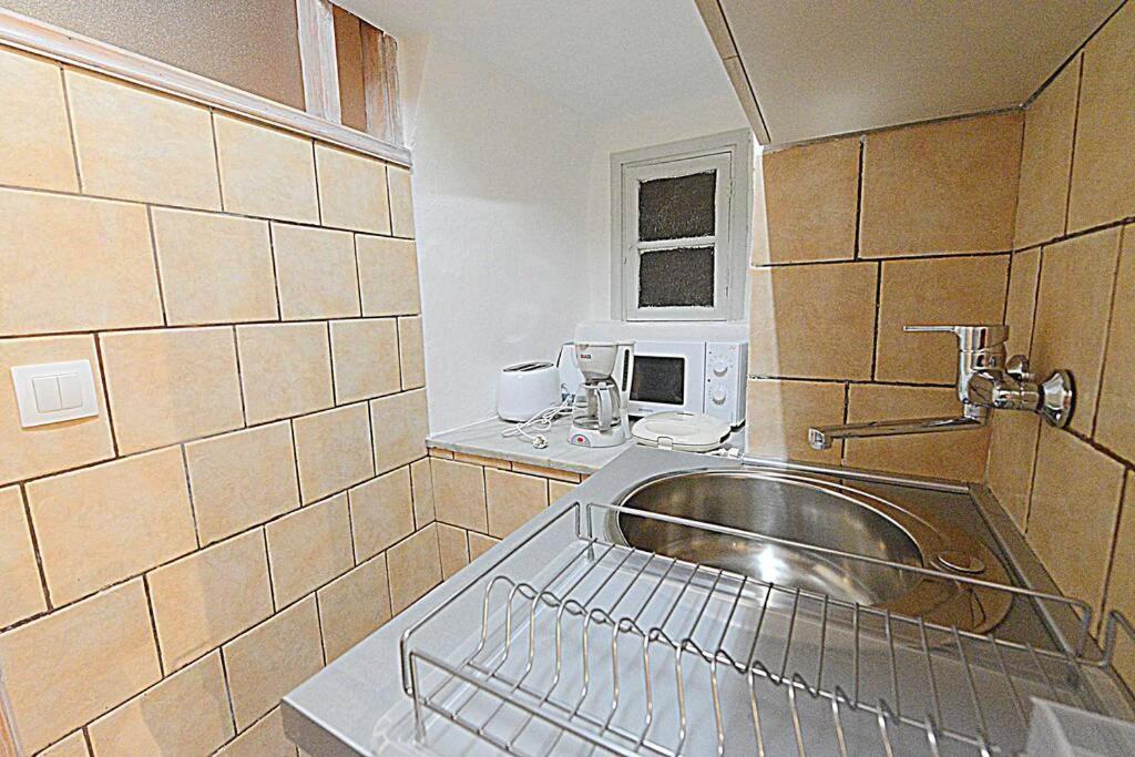 Cosy Little Modern-Rustic Apartment In Corfu Center. Zewnętrze zdjęcie